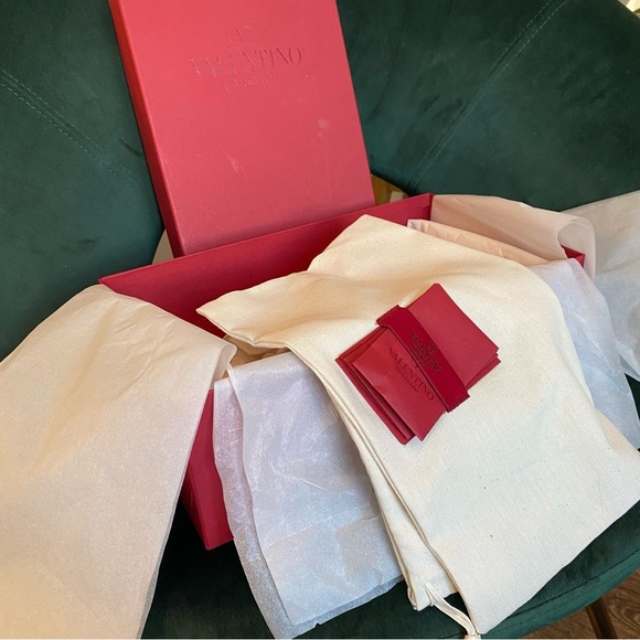 Authentic Valentino Rockstud 85 Pumps Blush in 38.5 - Picture 8 of 10